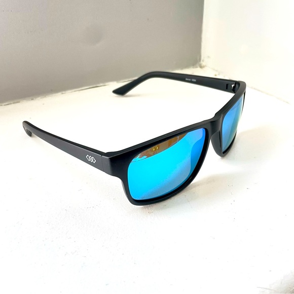 Stylish Men's Attitude Polarized Blue Mirror Sunglasses in Matte Black NWT - Picture 6 of 6